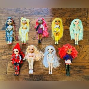 Lot of Rainbow High dolls